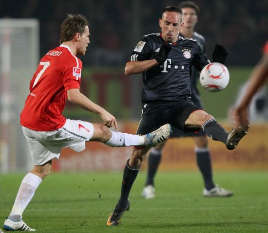 日本队在与 日本队在与